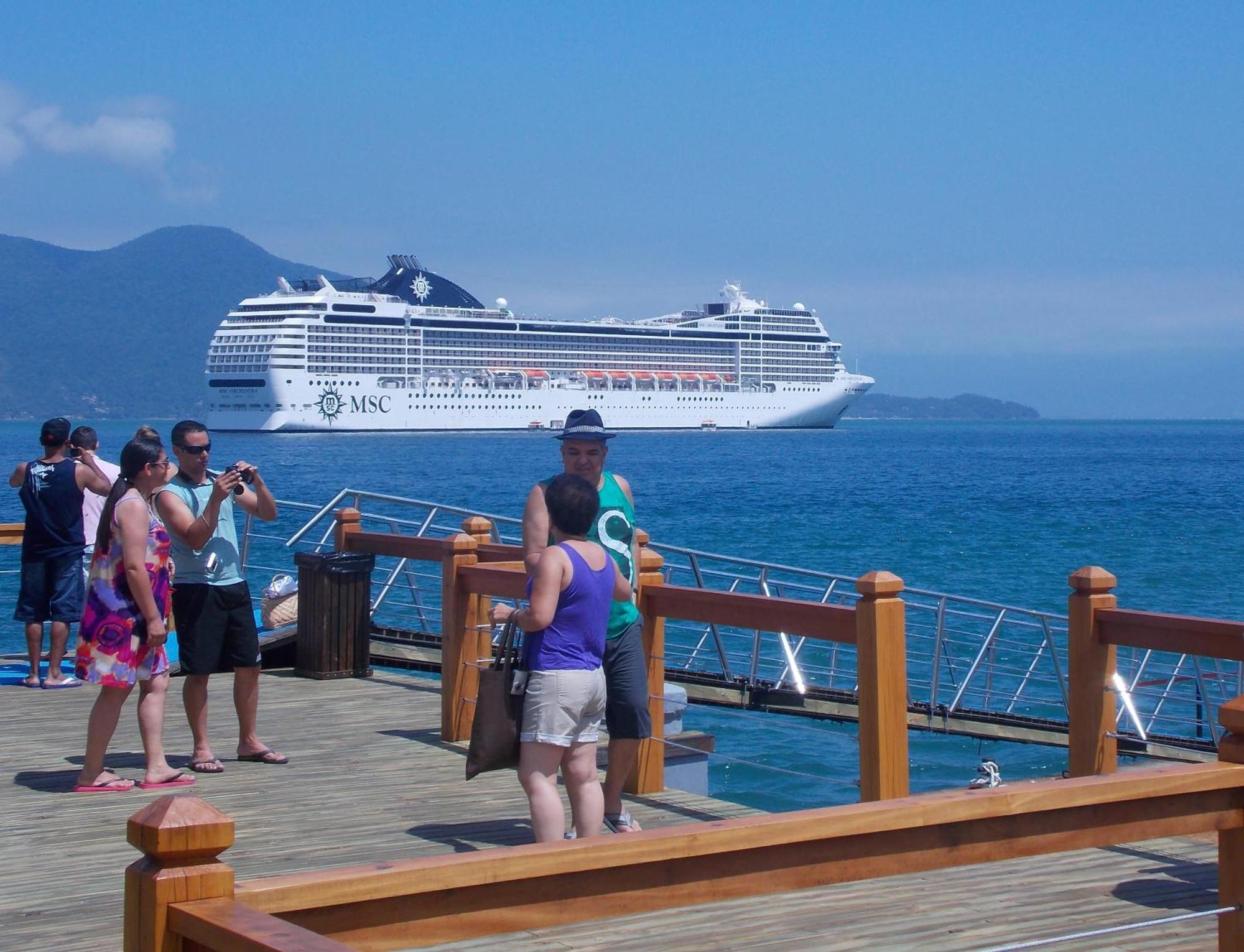 Aloha - Frente Ao Mar - Perto De Tudo Hotel Ilhabela Eksteriør billede